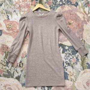 BB Dakota sweater dress-small, like new condition!